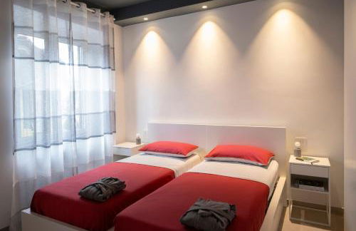 In piazza sul lago - Foto 27