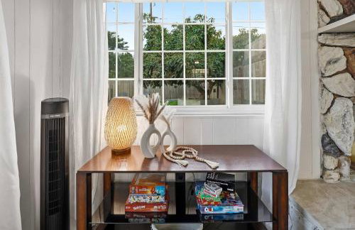 4BR Family Retreat with Hot Tub Games & Fire Pit - Foto 32