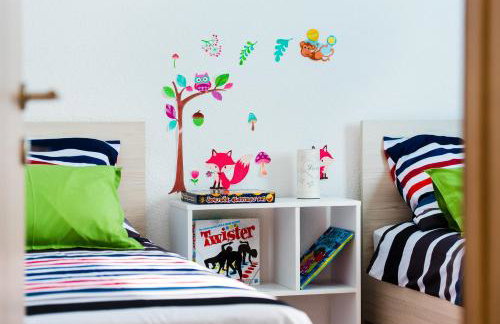 Over the skyline - Photo 30