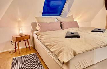 Klimatisierte Dachgeschoss-Oase mit 3 Schlafzimmern, Blick & Komfort - Foto 10