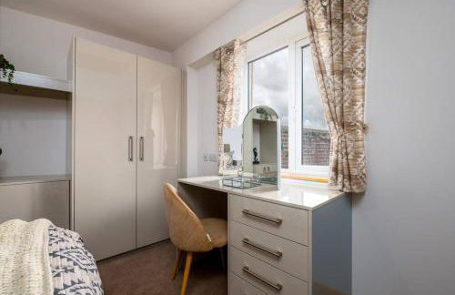 Elegant Barn Retreat with jacuzzi - Foto 21