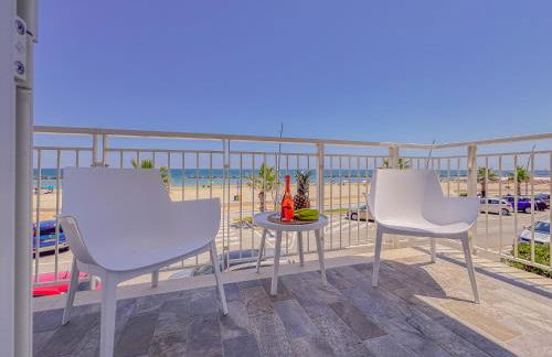 Fronte Mare con Parcheggio by Host Hero - Foto 18