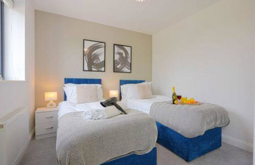 Wavendon House • Sleeps 6 • Driveway Parking • Garden • Fast Wifi • Smart TV • Yoko Property - Photo 10