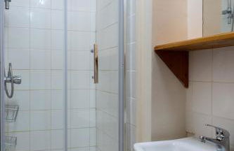 Studio apartment next to Highgate tube station - Photo 3