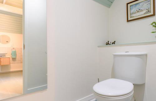 The Hideaway The Den - Photo 20