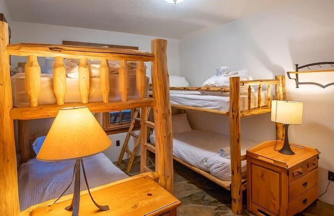 Snow Creek Cabins by Fernie Lodging Co. - Photo 30