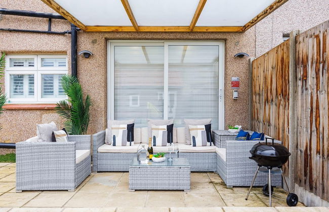 Luxurious - Pool Table - Games Room - Free Parking - Photo 69