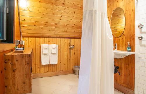 Treetop Hideaway, Sleeps 2 - Foto 52