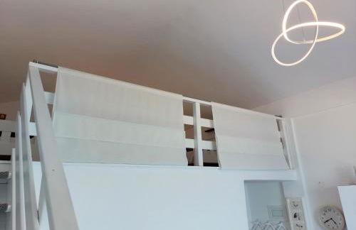 Nefeli Seaside Apartment Elegant Stay Near the Beach - Foto 35