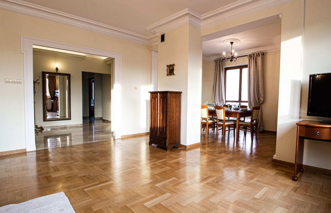 Ursynow Lavish Apartment - Photo 8