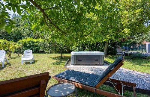 Lovely Cottage with Jacuzzi - Foto 27