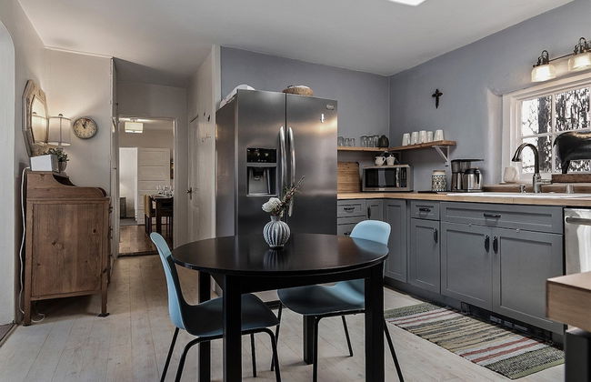 Artist Adobe - Blocks From The Plaza and Rail Yard, Southwestern Charm, Modern Touches - Foto 19