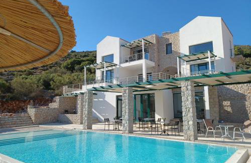 Karinta Bay Apartments - Photo 1