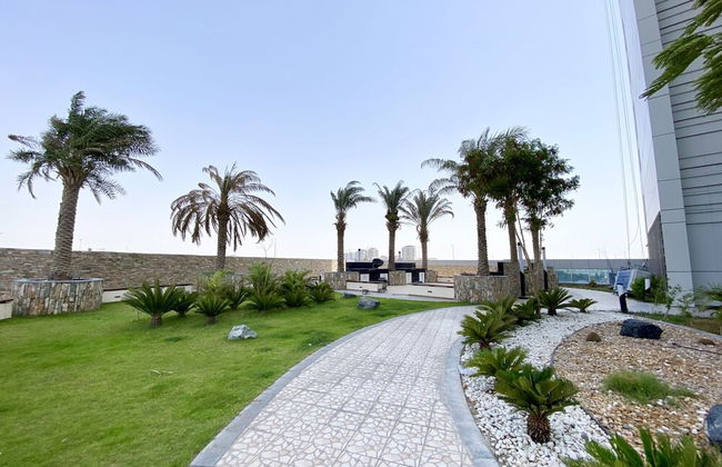 Marco Polo - Pastel Studio with Stunning Aerial City Views - Photo 25