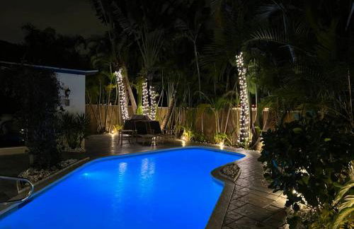 Tropical Oasis with Heated Pool - Photo 2