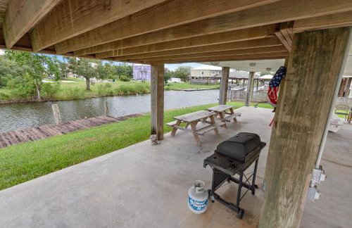 Waterfront Home with dock, sleeps 10 - Foto 32