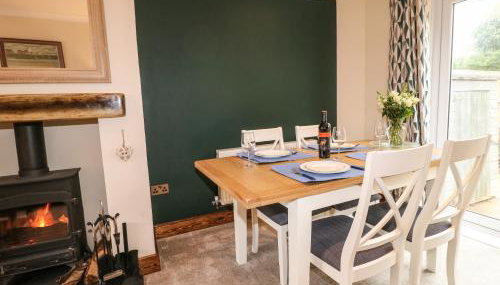 The Corner House - Photo 5