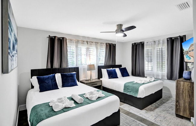 6 BR With Heated Pool Close to Beach - Foto 35