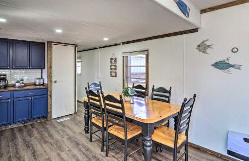 Cozy Lakeside Home with Lake and Mountain Views! - Foto 7