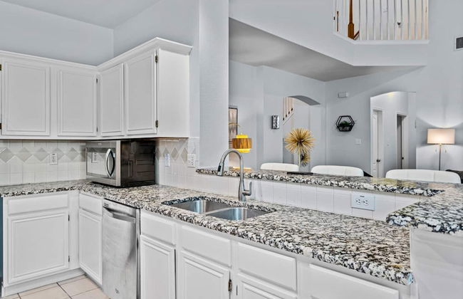 Perfect Frisco Home for Relocating Families Fun - Foto 27