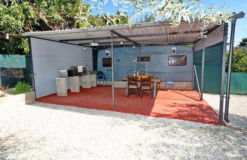 Lemon Garden Camper - Photo 4