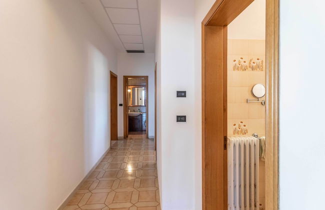 Emma's Villa facing the sea with swimming pool - Foto 5