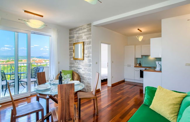 Superb Apartment in Murter with Hot Tub - Foto 17