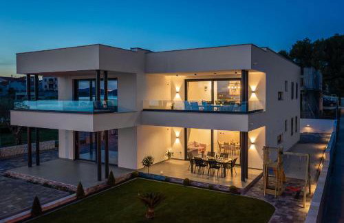 Luxury Apartment Sea - Photo 42