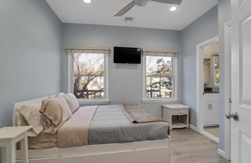 Queen Vic Beach House: 5 Mins to Vineyards & Farmstands - Foto 16