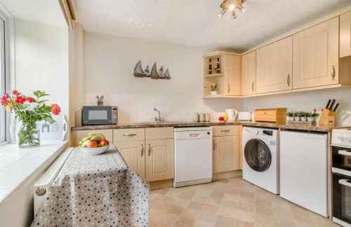 2 Bed in Bridport oc-58848 - Photo 8