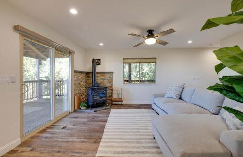 Ski, Hike and Fish Mtn-View Gem with Deck in Tuolumne - Foto 14