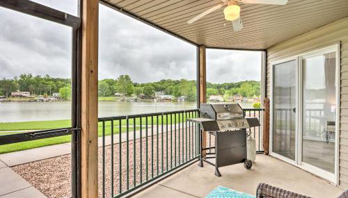 Poolside Fun! Lake-View Camdenton Condo - Foto 3