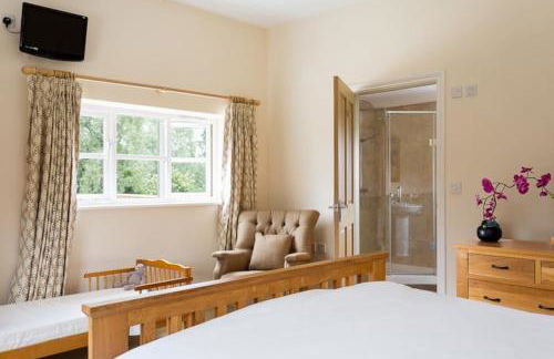 Groves Barn at Norton Grounds - Photo 15