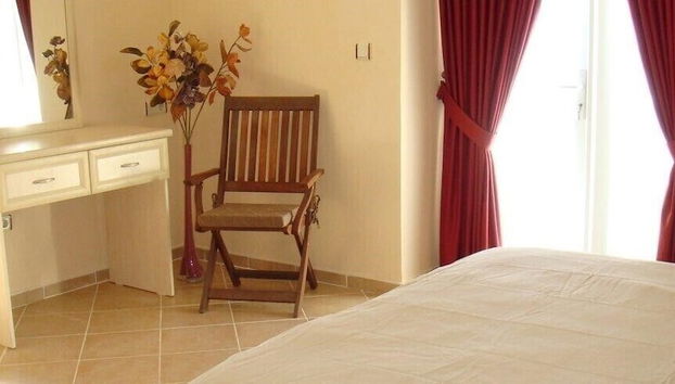 Villa PN15 by JoyLettings - Foto 2, Habitación