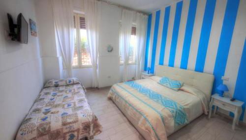 ### Appartamenti sulla SPIAGGIA al POETTO ### - Foto 3