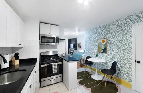 Stylish City Retreat Mins to Manhattan via PATH The Square - Foto 14