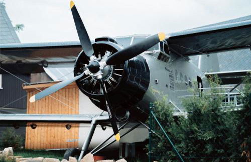 Antonov im Garten – Flugzeug-Ferienwohnung - Foto 9