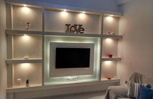 Cuka apartment 3BD nexto to metro and Piraeus Port - Foto 1