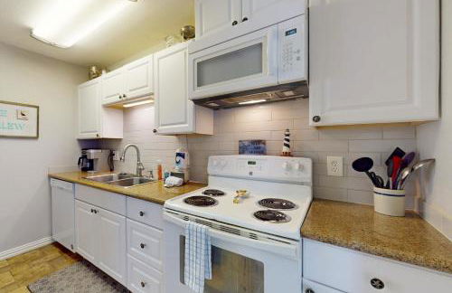 Two Sisters Cottage - Photo 10