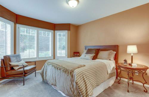 The Cedars Spacious Group Getaway in Snohomish - Photo 21