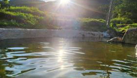 Sítio com piscina natural Cachoeiras de Macacu - Foto 1