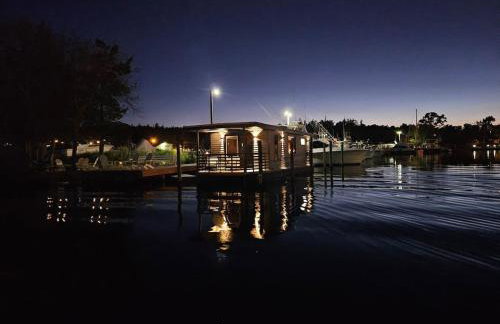 Panama Float Home Riverfront Fire Pit - Foto 4