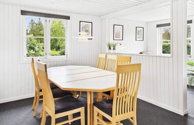 6 Person Holiday Home in Farvang - Photo 13