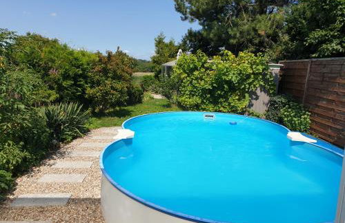 Ferienhaus mit Sommerpool, Terrasse und Glashaus - Foto 17