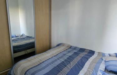 F2 sympa quartier Nouvelle Ville - Foto 2