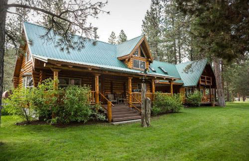 Peaceful Waterfront Log Cabin near Crater Lake National Forest, Oregon - Foto 1
