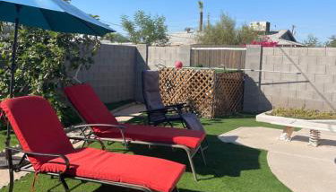 Cozy Home with Sparkling Pool/Pet Friendly - Foto 2