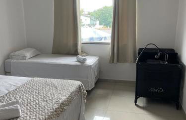 Casa com Piscina, Churrasqueira e Quartos amplos - Foto 43