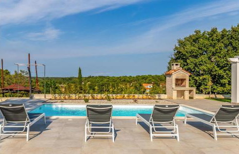 2 Bedroom Lovely Home In Hrboki - Photo 11