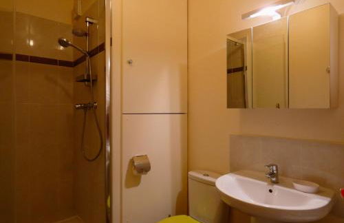 Appartement spacieux avec rooftop et garages privés à 3 min de la gare d'Épernon - FR-1-581-129 - Foto 26